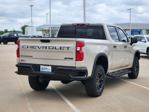 Summit White 2026 Chevrolet Silverado 1500 ZR2
