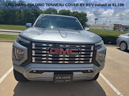 Sterling Metallic 2023 GMC Canyon Denali