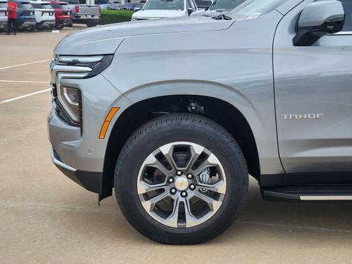 Sterling Gray Metallic 2026 Chevrolet Tahoe LT