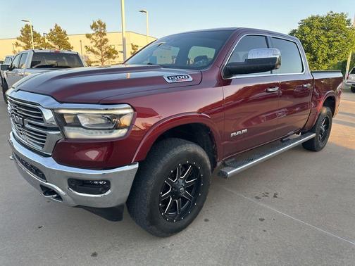 Delmonico Red Pearlcoat 2022 RAM 1500 Laramie