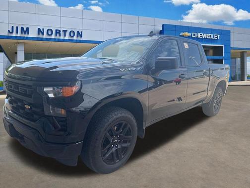 Black 2026 Chevrolet Silverado 1500 Custom