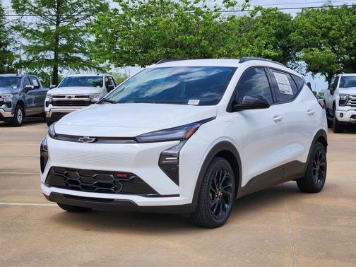 Summit White 2027 Chevrolet Bolt RS