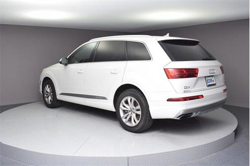 White 2018 Audi Q7 3.0T Premium Plus