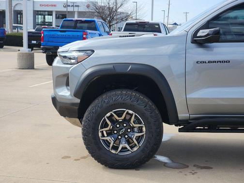 Sterling Gray Metallic 2026 Chevrolet Colorado ZR2