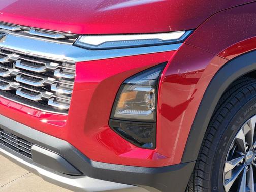 Radiant Red Tintcoat 2026 Chevrolet Equinox 1LT