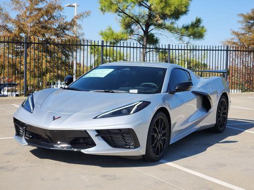 2026 Chevrolet Corvette Stingray w/1LT