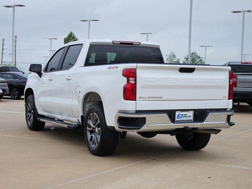Summit White 2023 Chevrolet Silverado 1500 LT