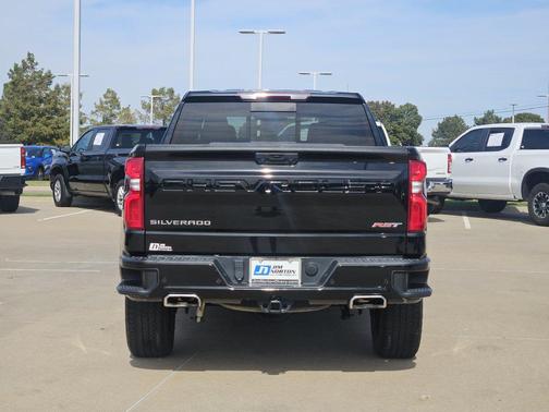 Black 2022 Chevrolet Silverado 1500 RST