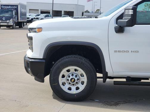 Summit White 2026 Chevrolet Silverado 2500 WT