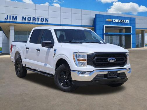 Oxford White 2021 Ford F-150 XLT