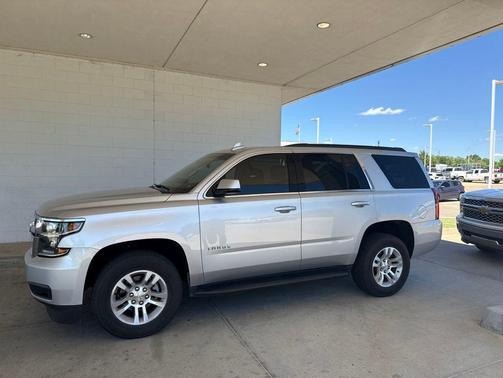Silver Ice Metallic 2018 Chevrolet Tahoe LS