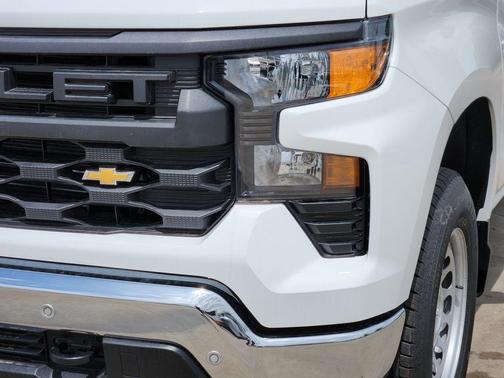 Summit White 2026 Chevrolet Silverado 1500 WT