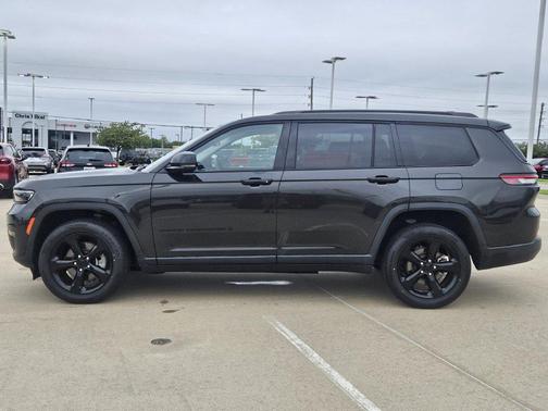 Rocky Mountain Pearlcoat 2023 Jeep Grand Cherokee L Limited