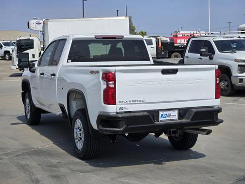 Summit White 2026 Chevrolet Silverado 2500 WT