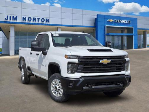 Summit White 2026 Chevrolet Silverado 2500 WT