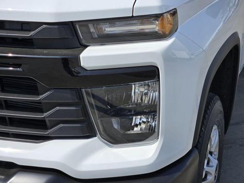 Summit White 2026 Chevrolet Silverado 2500 WT