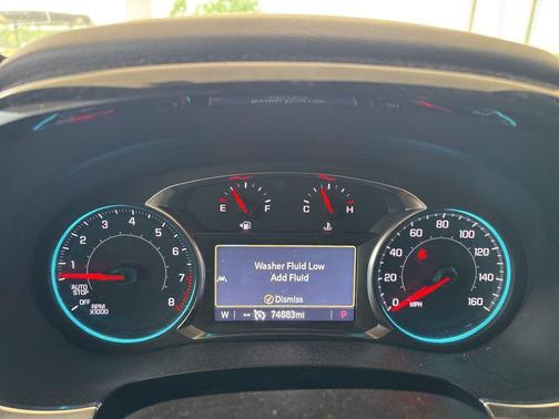 Summit White 2023 Chevrolet Traverse RS