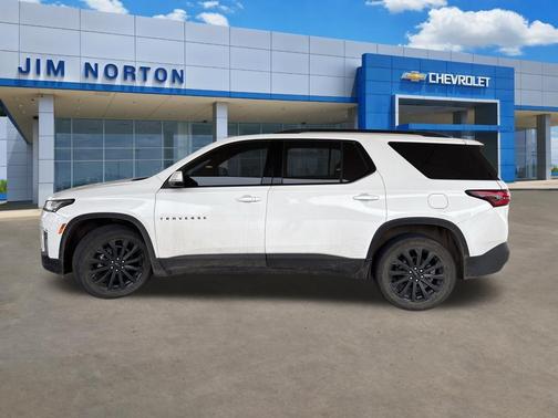 Summit White 2023 Chevrolet Traverse RS