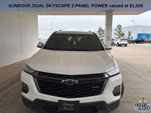 Summit White 2023 Chevrolet Traverse RS
