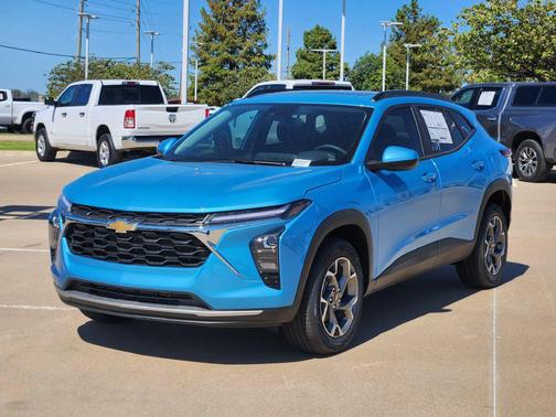 Marina Blue Metallic 2026 Chevrolet Trax LT