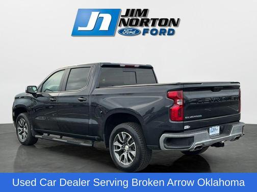 Dark Ash Metallic 2024 Chevrolet Silverado 1500 LT