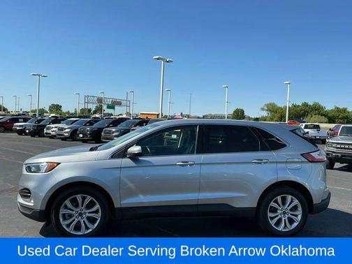 Silver Metallic 2024 Ford Edge Titanium