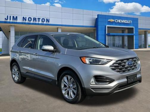 Silver Metallic 2024 Ford Edge Titanium