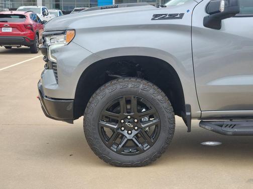 Sterling Gray Metallic 2026 Chevrolet Silverado 1500 LT Trail Boss