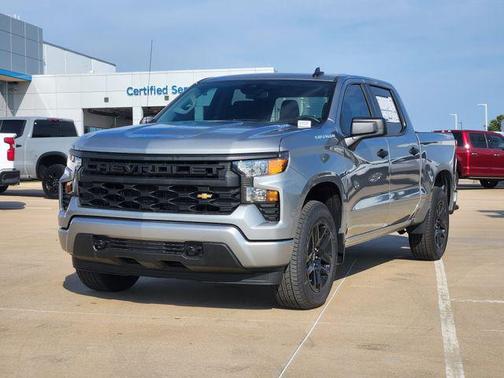2025 Chevrolet Silverado 1500 Custom