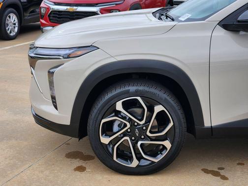 White Sands 2026 Chevrolet Trax FWD 2RS