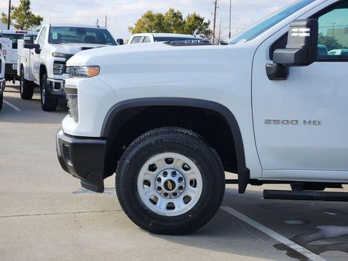 2026 Chevrolet Silverado 2500 WT