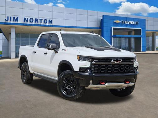 Summit White 2023 Chevrolet Silverado 1500 ZR2