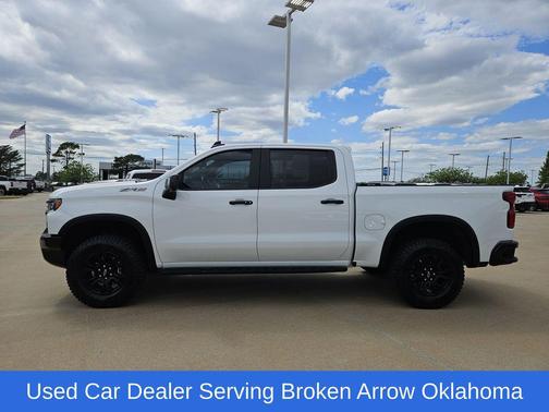 Summit White 2023 Chevrolet Silverado 1500 ZR2