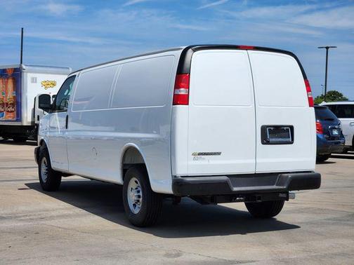 2025 Chevrolet Express 3500 RWD 3500 Extended Wheelbase WT