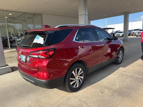 Radiant Red Tintcoat 2023 Chevrolet Equinox Premier w/1LZ