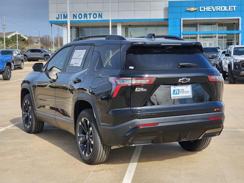 Mosaic Black Metallic 2026 Chevrolet Equinox FWD RS