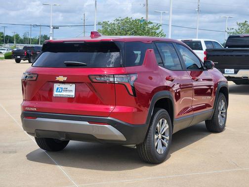 Radiant Red Tintcoat 2026 Chevrolet Equinox 1LT