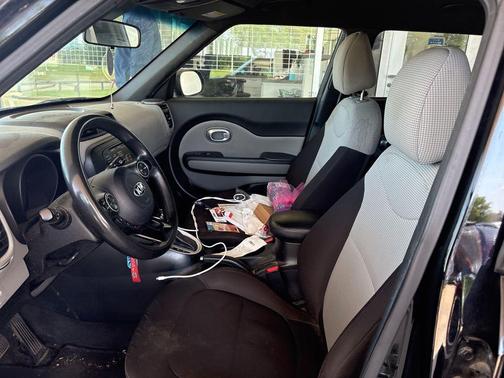Shadow Black 2017 Kia Soul Base
