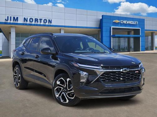 Mosaic Black Metallic 2025 Chevrolet Trax FWD 2RS