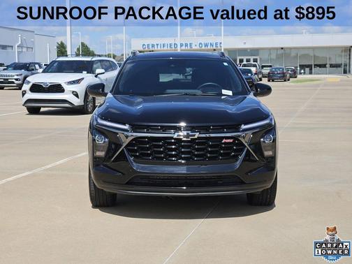 Mosaic Black Metallic 2025 Chevrolet Trax FWD 2RS