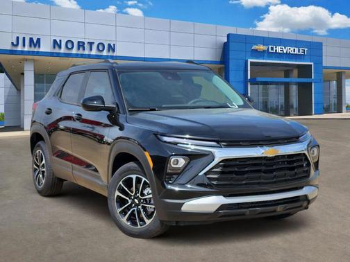 Black Metallic 2026 Chevrolet Trailblazer LT