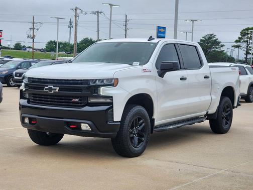 Iridescent Pearl Tricoat 2022 Chevrolet Silverado 1500 Limited LT Trail Boss