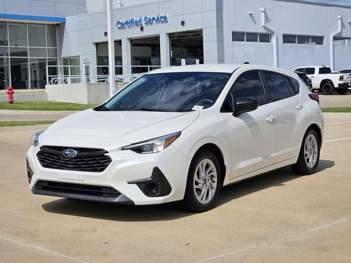 Crystal White Pearl 2025 Subaru Impreza Base