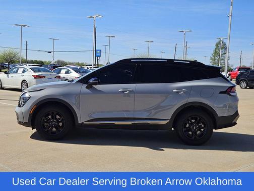 Wolf Gray/Ebony Black Roof 2024 Kia Sportage S