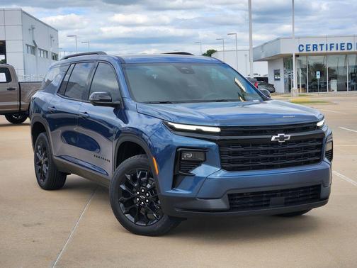 Lakeshore Blue 2026 Chevrolet Traverse LT