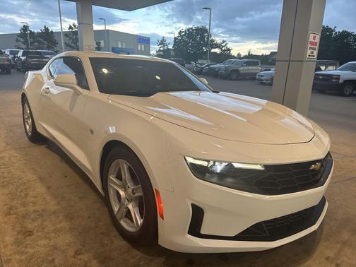 Summit White 2023 Chevrolet Camaro 1LT