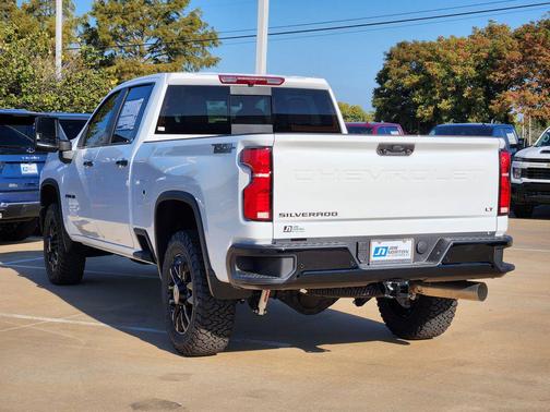 2026 Chevrolet Silverado 2500 LT