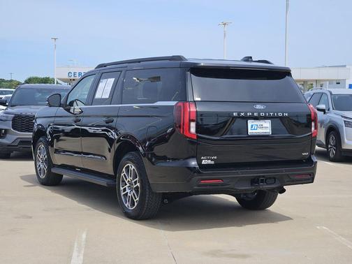 Black Metallic 2025 Ford Expedition Max Active 4x4
