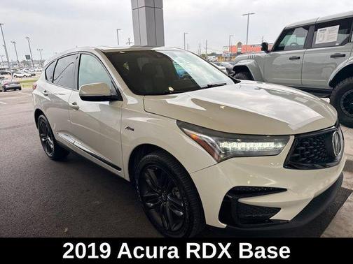 White Diamond Pearl 2019 Acura RDX A-Spec