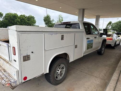 Summit White 2022 Chevrolet Silverado 2500 WT